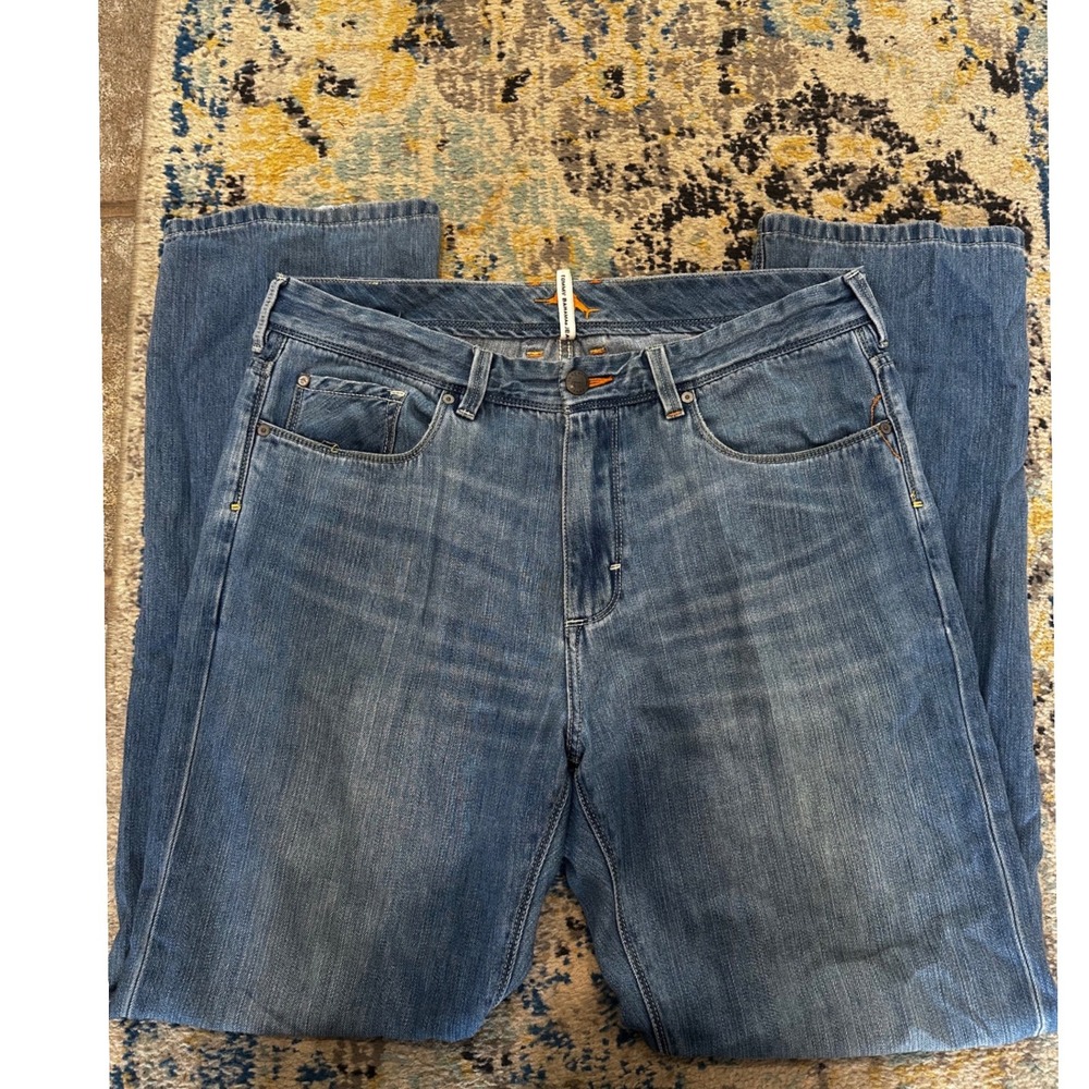 Tommy Bahama Standard Fit Straight Leg Jeans Mens 36x32 Medium Wash Blue Denim